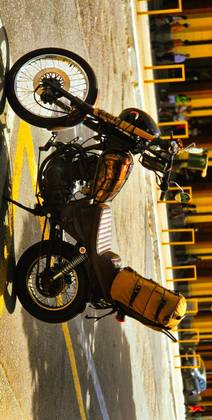 SUZUKI INTRUDER 250 